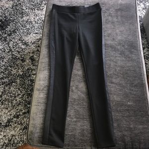 Black leggings